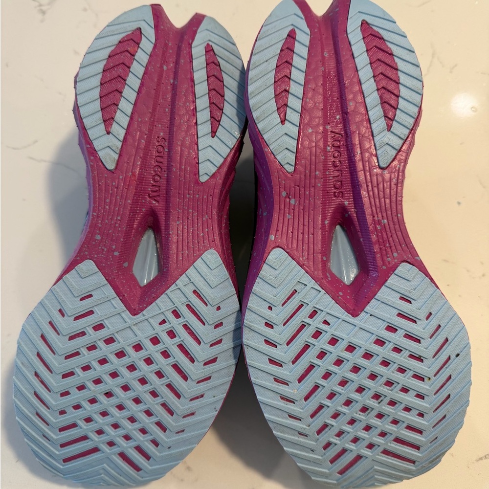 Saucony Endorphin Speed 4 Women’s - Picture 3 of 5